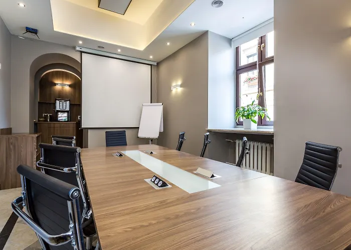 Elektor Premium 호텔 3*