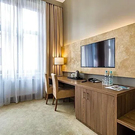 Elektor Premium 3*