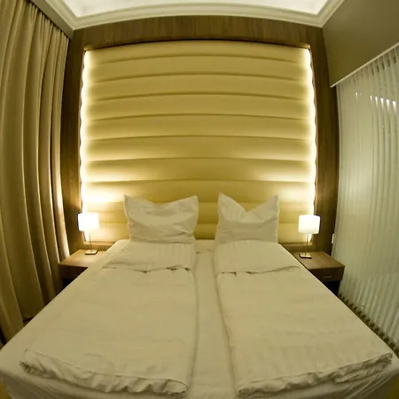 Elektor Premium 3*