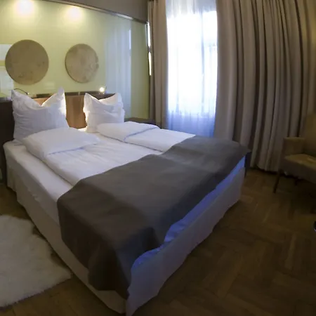 Hotell Elektor Premium 3*
