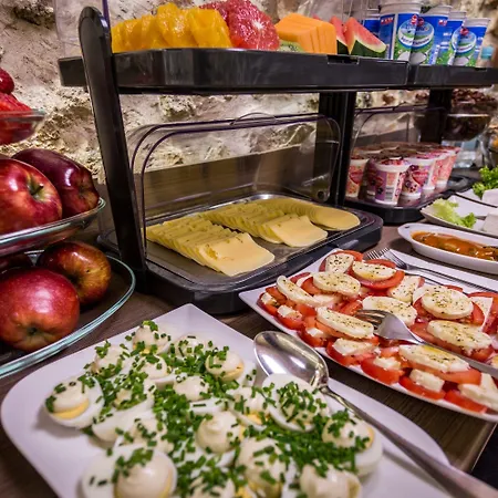 Elektor Premium Hotel 3*