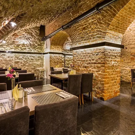 Elektor Premium Hotel 3*