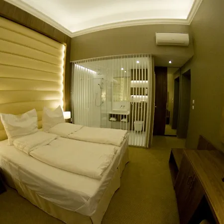 Elektor Premium Hotel 3*